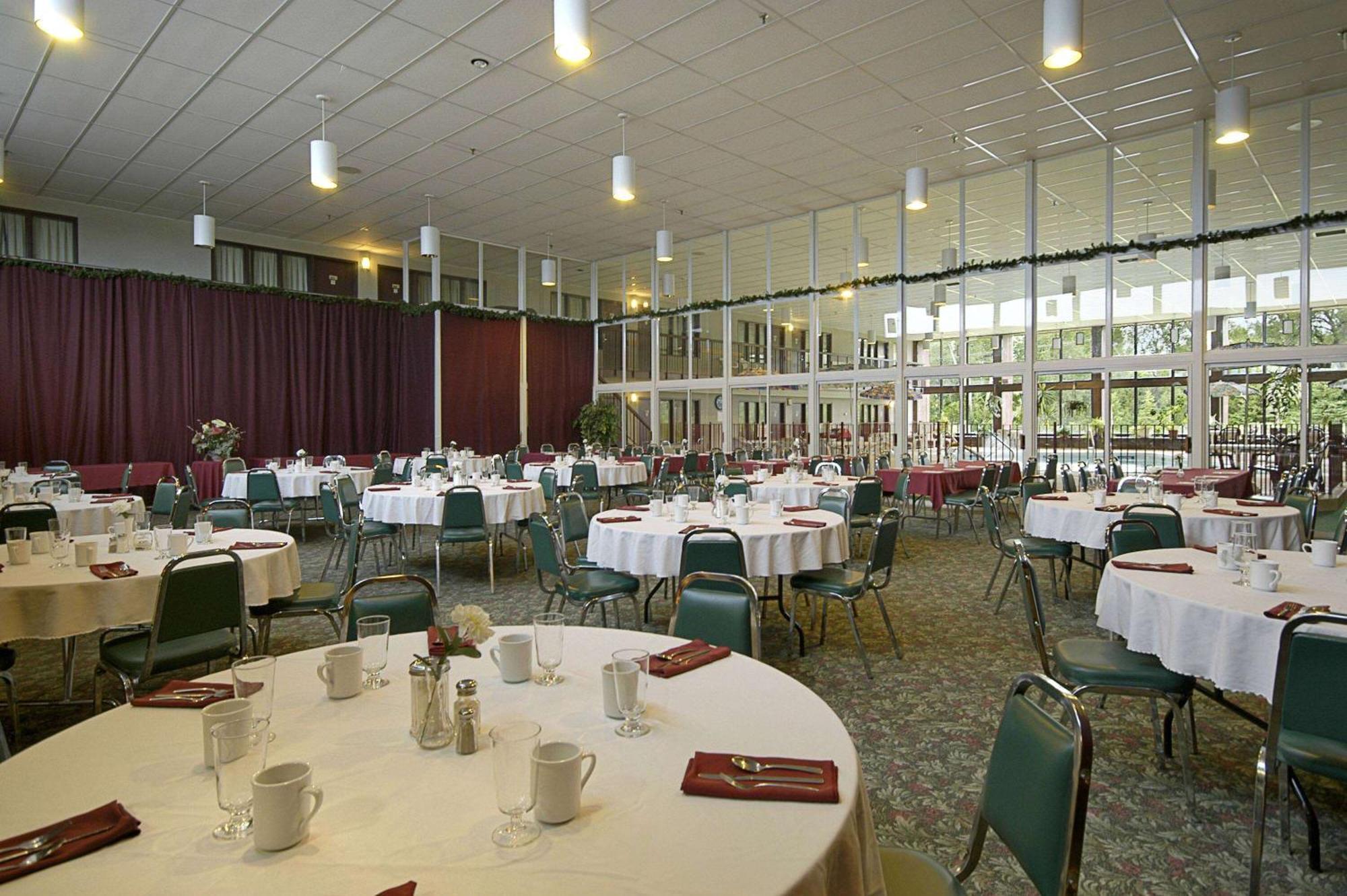 Howard Johnson By Wyndham Portage La Prairie Eksteriør bilde
