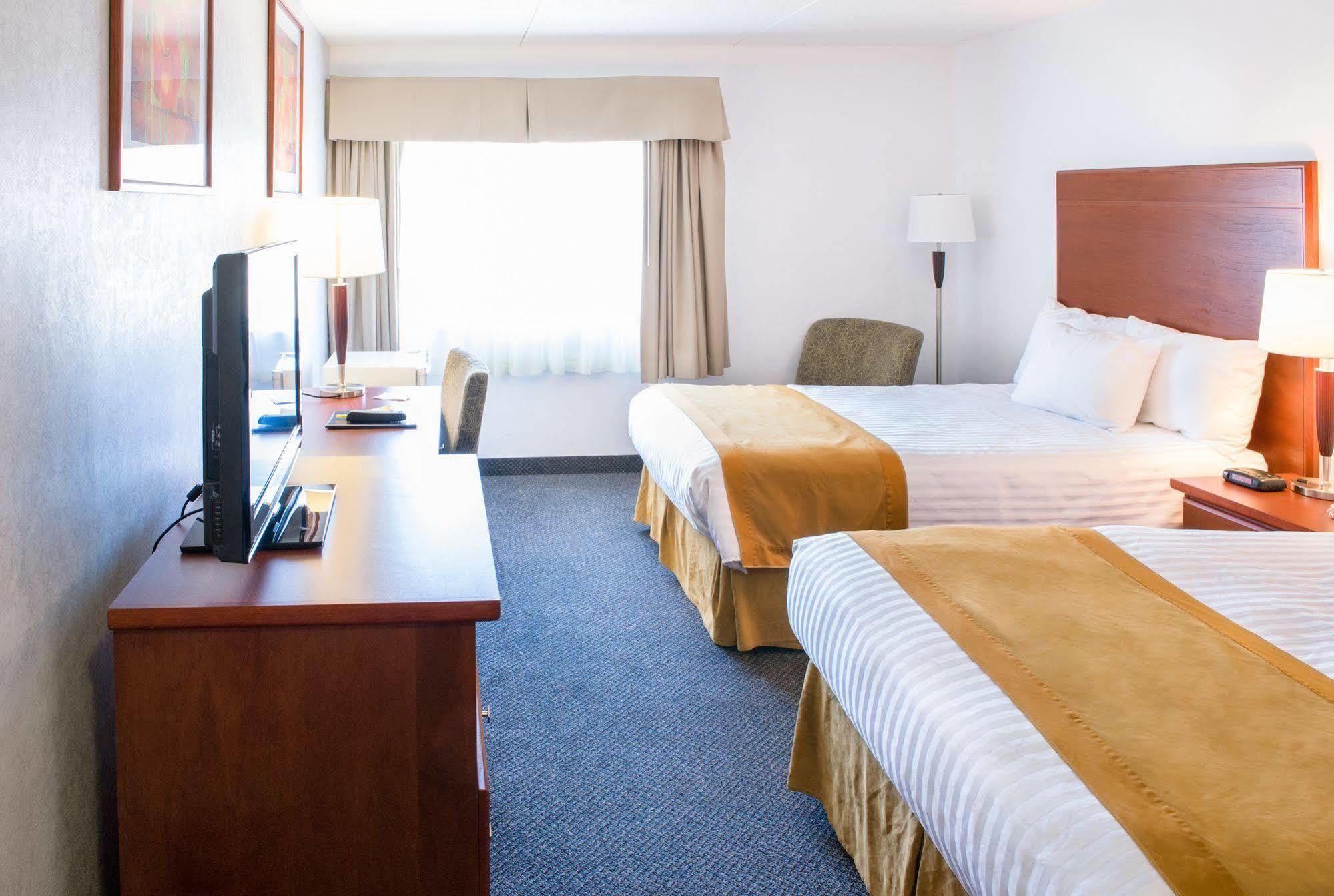 Howard Johnson By Wyndham Portage La Prairie Eksteriør bilde